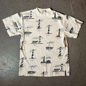 80s vintage lighthouse print white